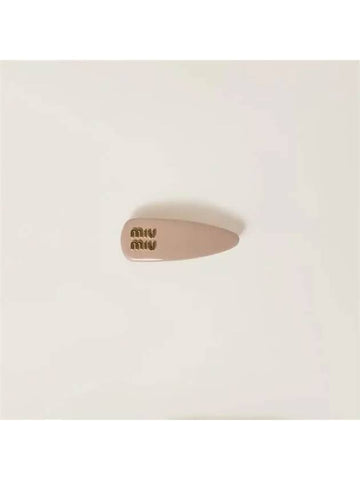 Patent leather hair clip 5IF179 069 F0236 - MIU MIU - BALAAN 1