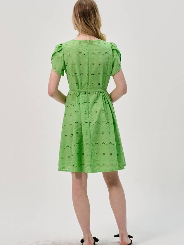 Eyelet Lace Summer Dress_Green - SORRY TOO MUCH LOVE - BALAAN 5