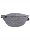 Women s Louis Vuitton M46108 Gray Monogram Shadow Leather Discovery Bumbag Hip Sack gt second bag Gangbuk used luxury goods - LOUIS VUITTON - BALAAN 1