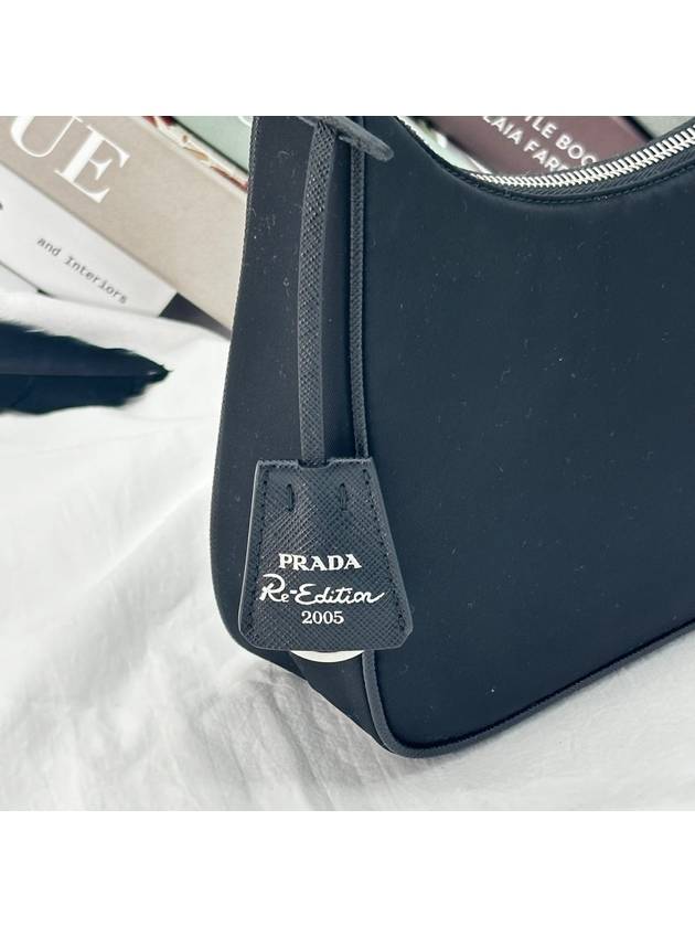 Re-Edition 2005 Saffiano Trimming Re-Nylon Shoulder Bag Black - PRADA - BALAAN 7