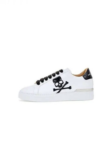 Men's Skull Patch Low Top Sneakers White 271083 - PHILIPP PLEIN - BALAAN 1