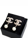 Crystal CC Pearl Drop Earrings A86506 Y00902 Z2953 - CHANEL - BALAAN 10