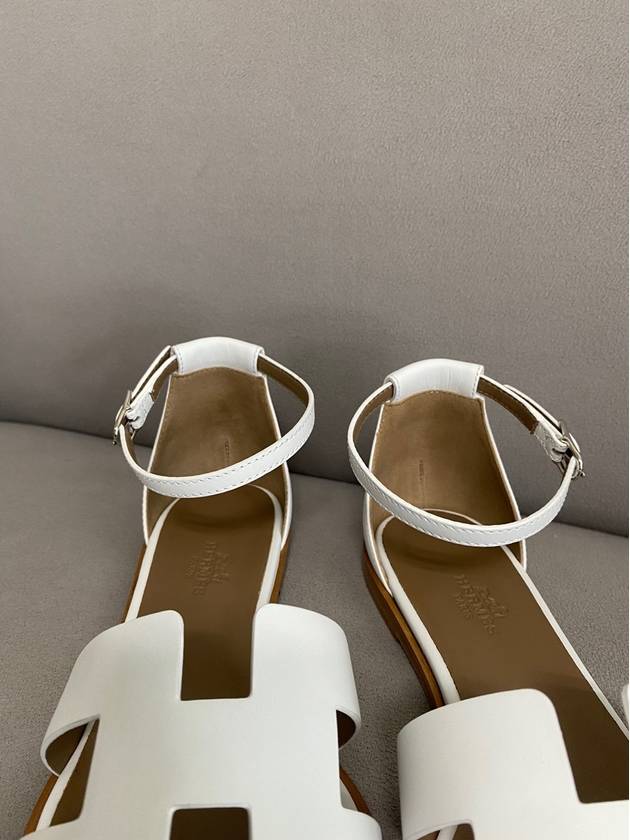 Santorini Calfskin Sandals Blanc - HERMES - BALAAN 6