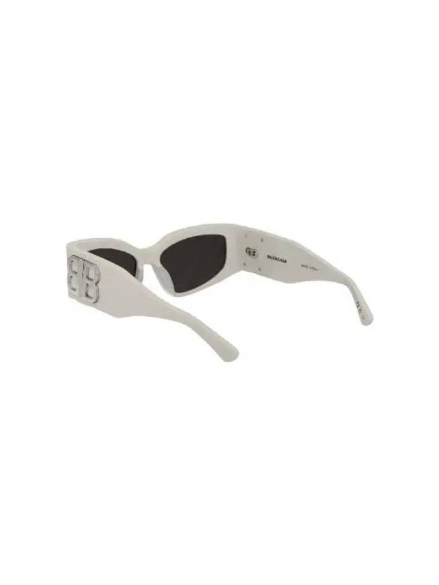 Eyewear Cat Eye Frame Sunglasses White - BALENCIAGA - BALAAN 5