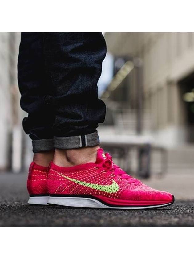 Flyknit Racer Low Top Sneakers Pink Yellow - NIKE - BALAAN 2