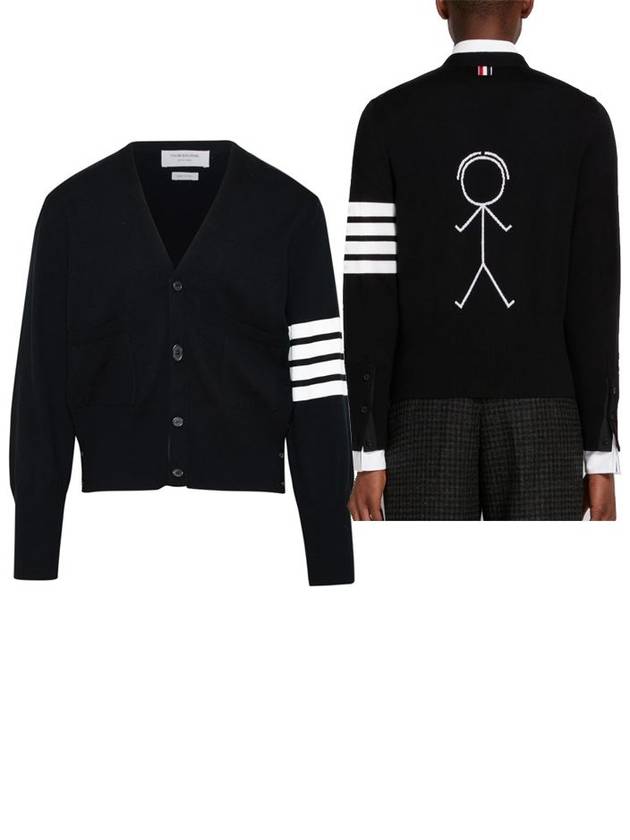 Men's Black Merino Wool 4 Bar Mr Tom Icon Intarsia Bag Classic Cardigan - THOM BROWNE - BALAAN.