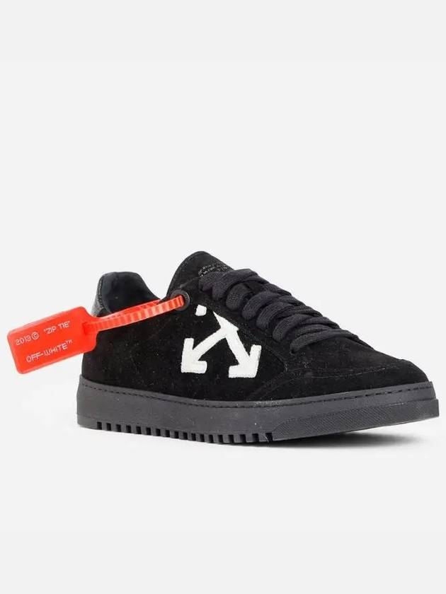 2.0 Arrow Logo Suede Low Top Sneakers Black - OFF WHITE - BALAAN 3