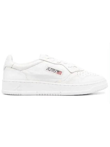 Women's Medalist Low Top Sneakers White - AUTRY - BALAAN 1