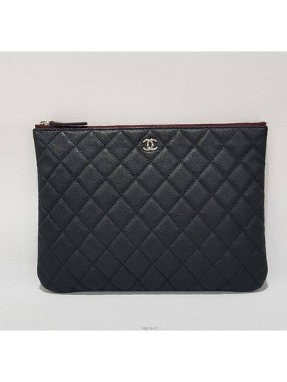 Classic Clutch Caviar Silver New Medium - CHANEL - BALAAN 2