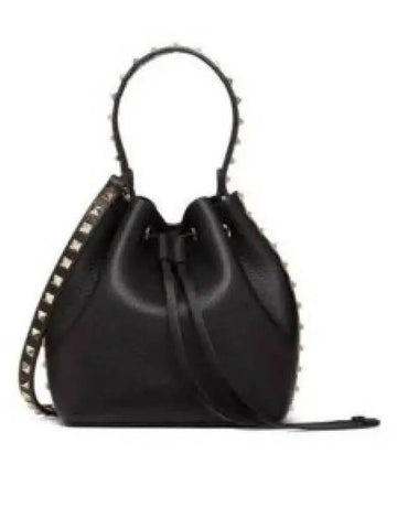 5W0B0L31 VSF 0NO 5W2B0L31 Rockstud bucket bag 1317414 - VALENTINO - BALAAN 1