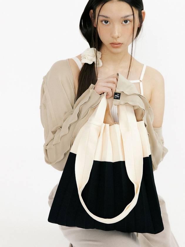 Two way shopper bag white black - PLEATSMAMA - BALAAN 4