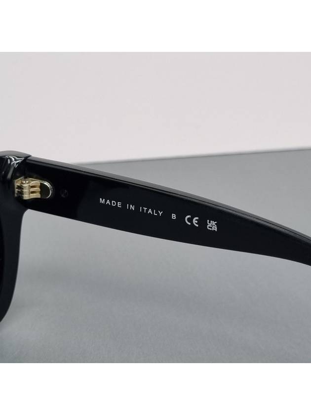 Heart Sunglasses Black A71468 - CHANEL - BALAAN 7