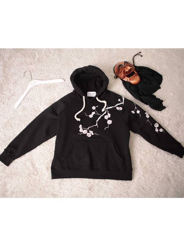 cherry blossom embroidery raglan brushed hoodie BLACK - ASIHA - BALAAN 3