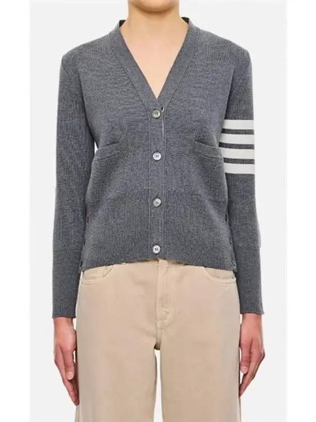 Milano Stitch 4 Bar Classic V Neck Fine Merino Wool Cardigan Medium Grey - THOM BROWNE - BALAAN 3