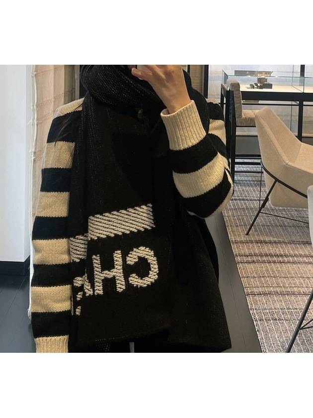 Cashmere Initial Muffler Black - CHANEL - BALAAN 8