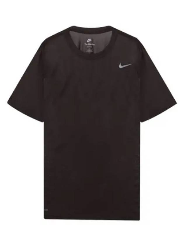 Team Legend Short Sleeve Crew T Shirt - NIKE - BALAAN 1