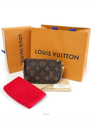 women pouch bag - LOUIS VUITTON - BALAAN 1