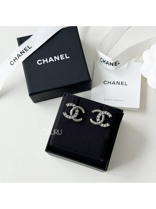 CC logo vintage crystal earrings silver - CHANEL - BALAAN 2