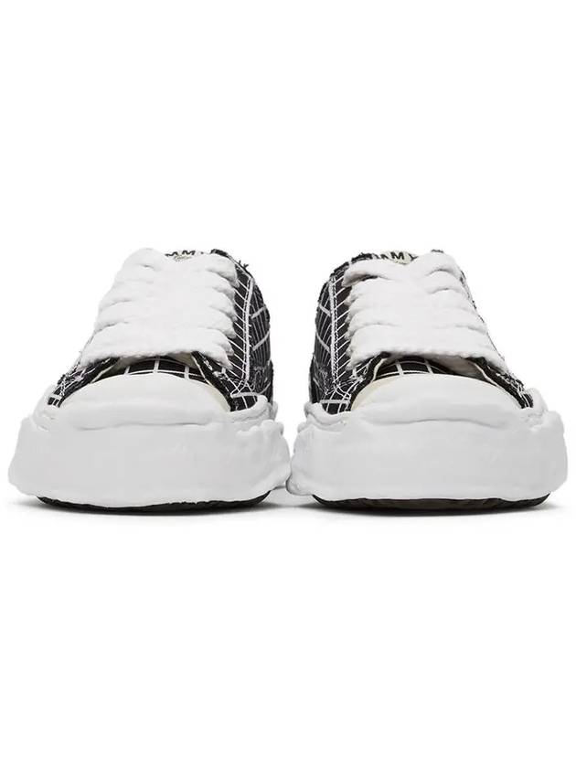 Hank Grid Pattern Low Top Sneakers Black - MAISON MIHARA YASUHIRO - BALAAN 5