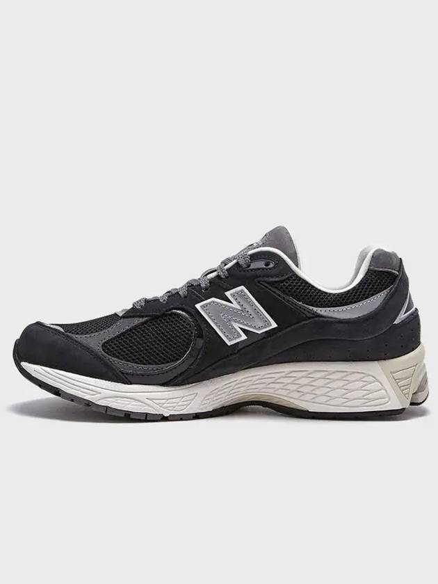 2002R Premium Vintage Low Top Sneakers Black - NEW BALANCE - BALAAN 3