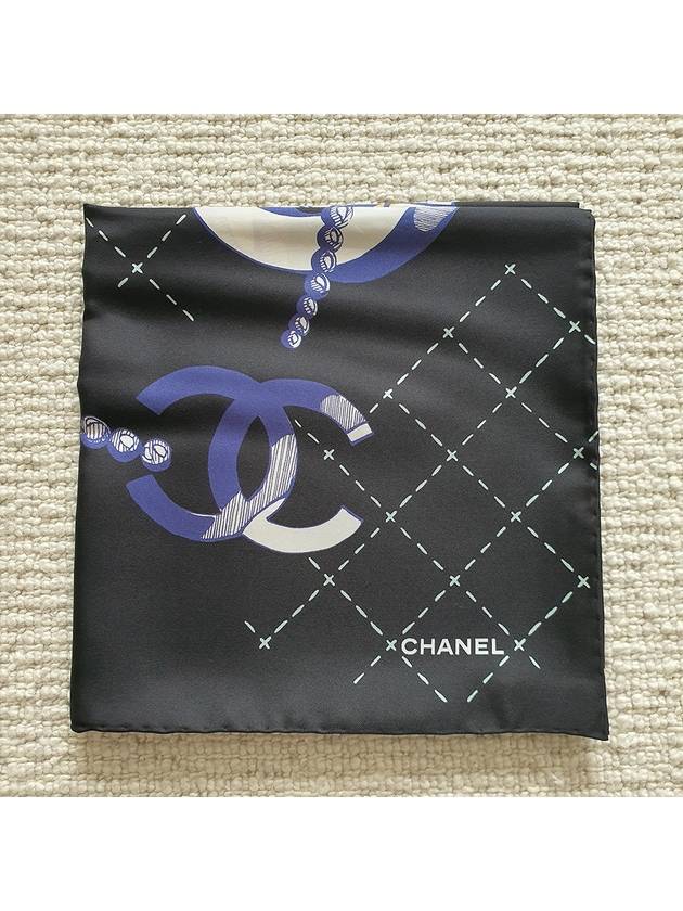 camellia pearl drawing scarf black - CHANEL - BALAAN 2