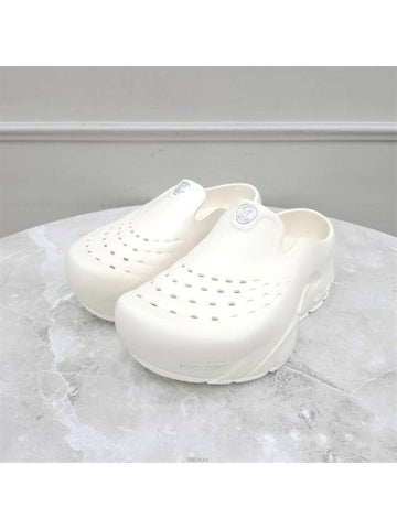 Lux You 7 LV Shark Clog - LOUIS VUITTON - BALAAN 1