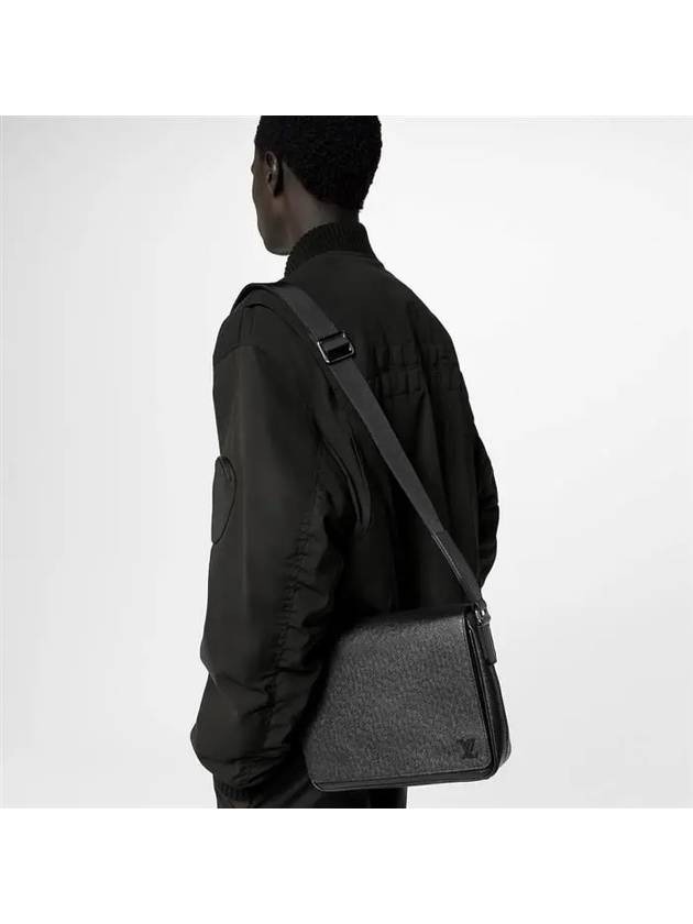 Men's District PM Messenger Bag Black - LOUIS VUITTON - BALAAN 9