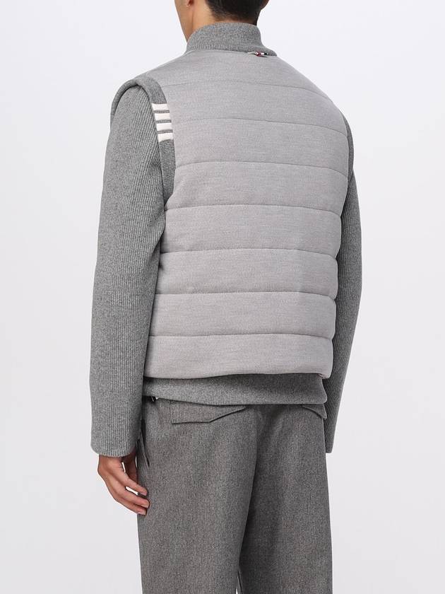 Men's Reversible Padded 4 Bar Funnel Neck Merino Jersey Padding Jacket Grey - THOM BROWNE - BALAAN 4