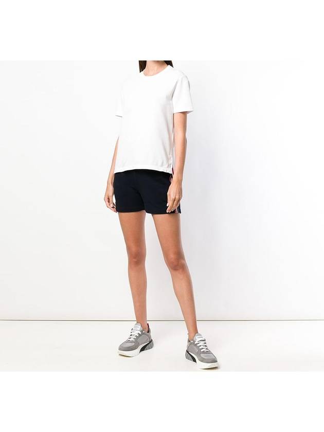 Center Back Stripe Classic Cotton Pique Relaxed Fit Short Sleeve T-Shirt White - THOM BROWNE - BALAAN 5