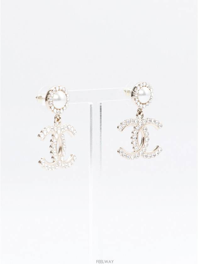 women earrings - CHANEL - BALAAN 2