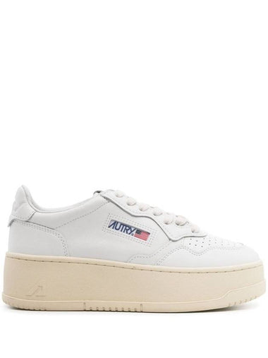 White Low Top Sneakers With Oversized Platform In Leather Woman - AUTRY - BALAAN 1