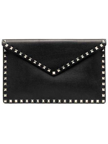 Women's Rockstud Envelope Clutch Bag Black - VALENTINO - BALAAN 1