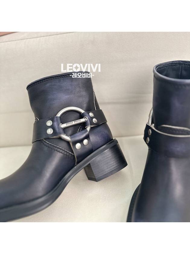 Vintage Look Leather Middle Boots Black - MIU MIU - BALAAN 6