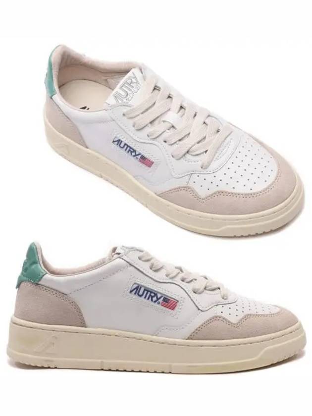 Women's Medalist Low Top Sneakers Green Tab White - AUTRY - BALAAN 2