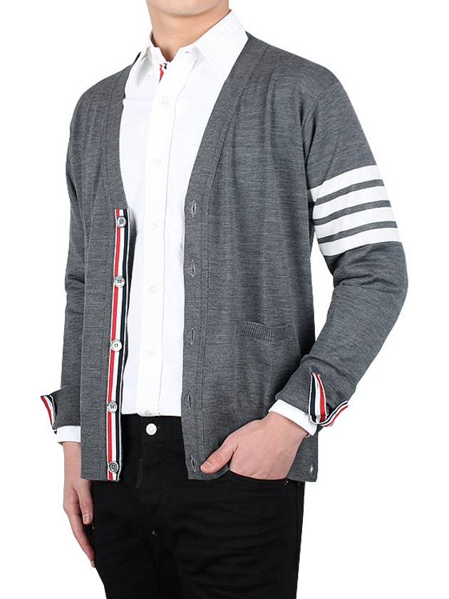 Men's Sustainable Classic Diagonal Wool Cardigan Medium Grey - THOM BROWNE - BALAAN 3