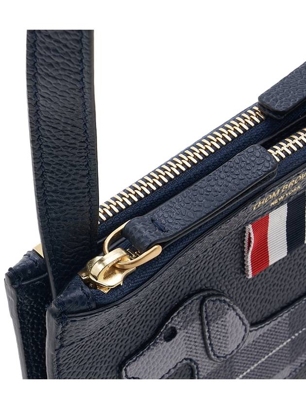 Document Holder Pebble Grain Hector Cross Bag Navy - THOM BROWNE - BALAAN 9