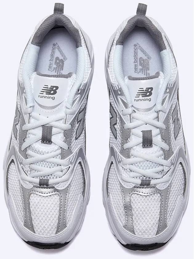 530 Low Top Sneakers Silver White - NEW BALANCE - BALAAN 5