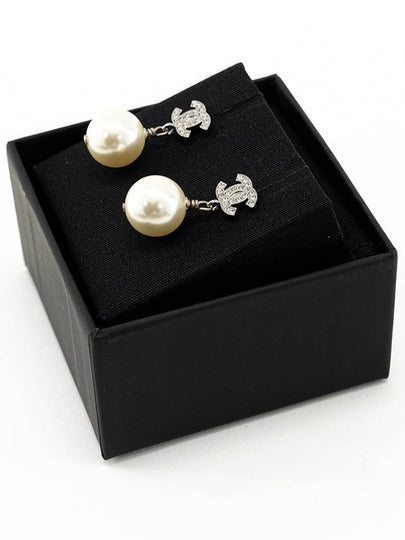 CC logo pearl drop earring earrings A36138 - CHANEL - BALAAN 2