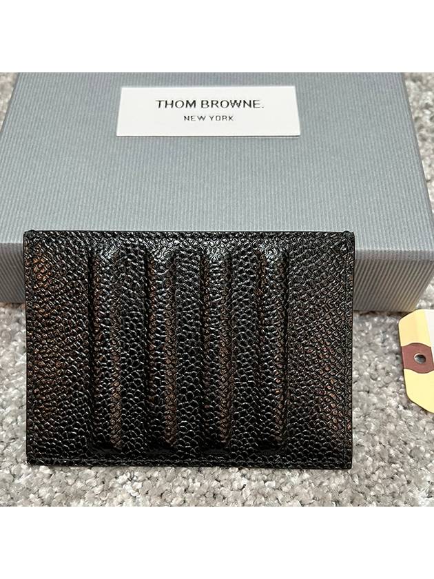 Debossed 4 Bar Pebble Grain Card Wallet Black - THOM BROWNE - BALAAN 4