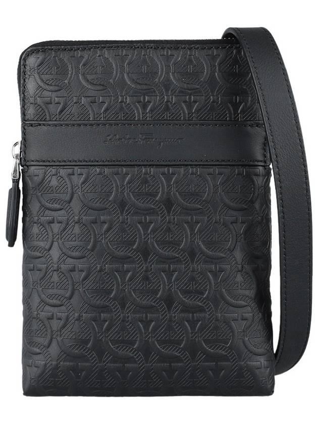 Gancini Embossed Travel Cross Bag Black - SALVATORE FERRAGAMO - BALAAN 3