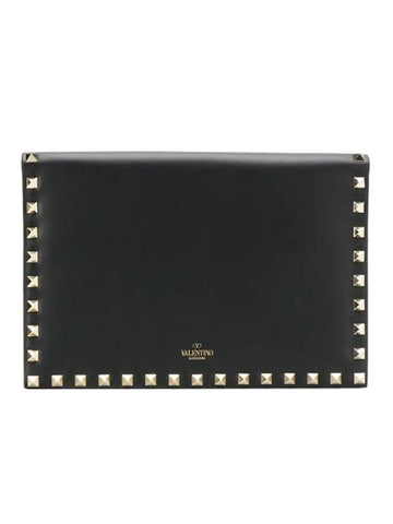 Rockstud Flap Clutch Bag Black - VALENTINO - BALAAN 1