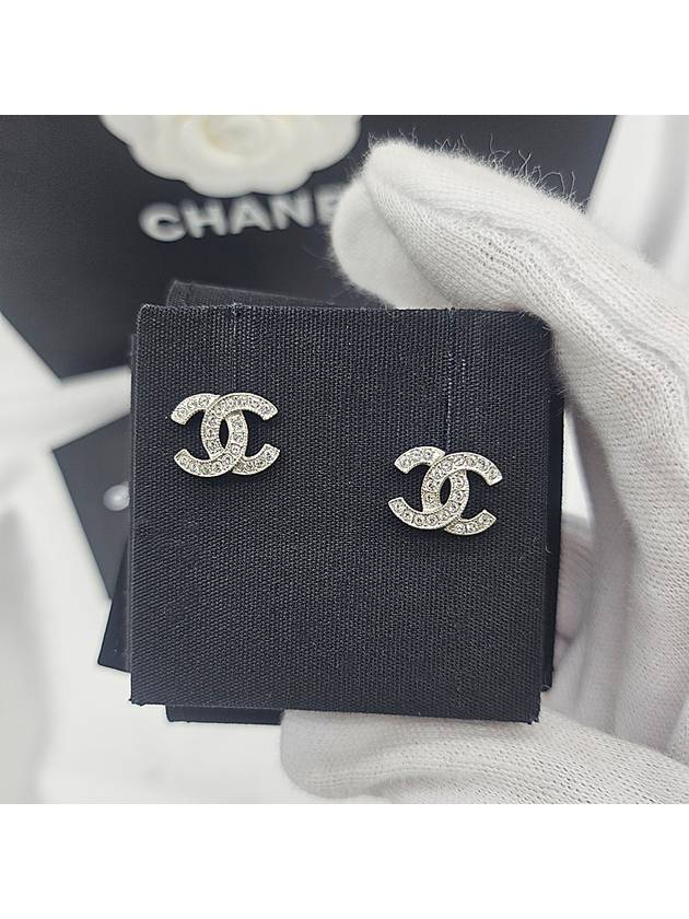 CC Logo Crystal Stud Earrings Silver - CHANEL - BALAAN 4