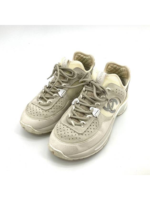 23S Speed Trainer Sneakers CC Logo Beige Cream - CHANEL - BALAAN 2