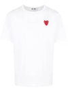 Play Men's Small Double Red Heart Wappen Short Sleeve T-Shirt P1 T288 2 White - COMME DES GARCONS - BALAAN 2