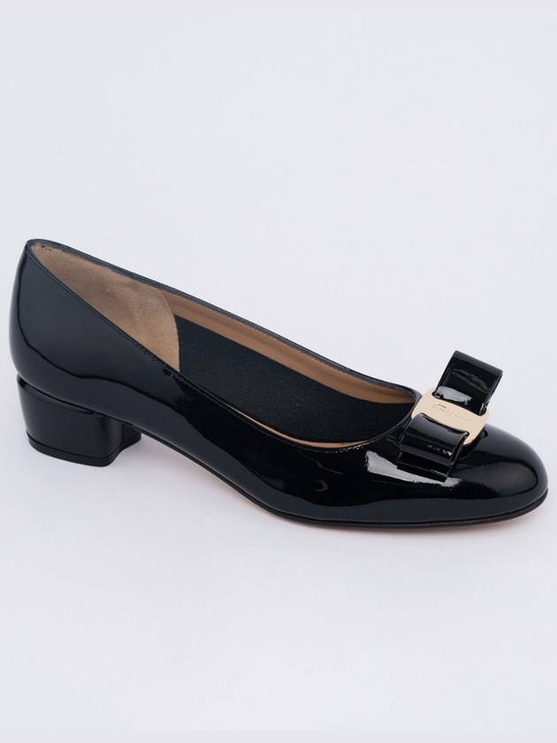 vara bow pumps - SALVATORE FERRAGAMO - BALAAN 2