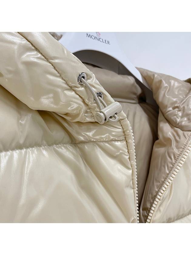 Women s Logo Patch BAYARD Down Padded Short Jacket Beige 1A00083 5963V 268 - MONCLER - BALAAN 5