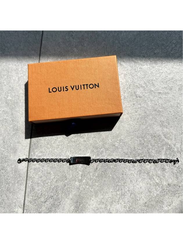 LV Men s Monogram Bold Plate Chain Bracelet - LOUIS VUITTON - BALAAN 7