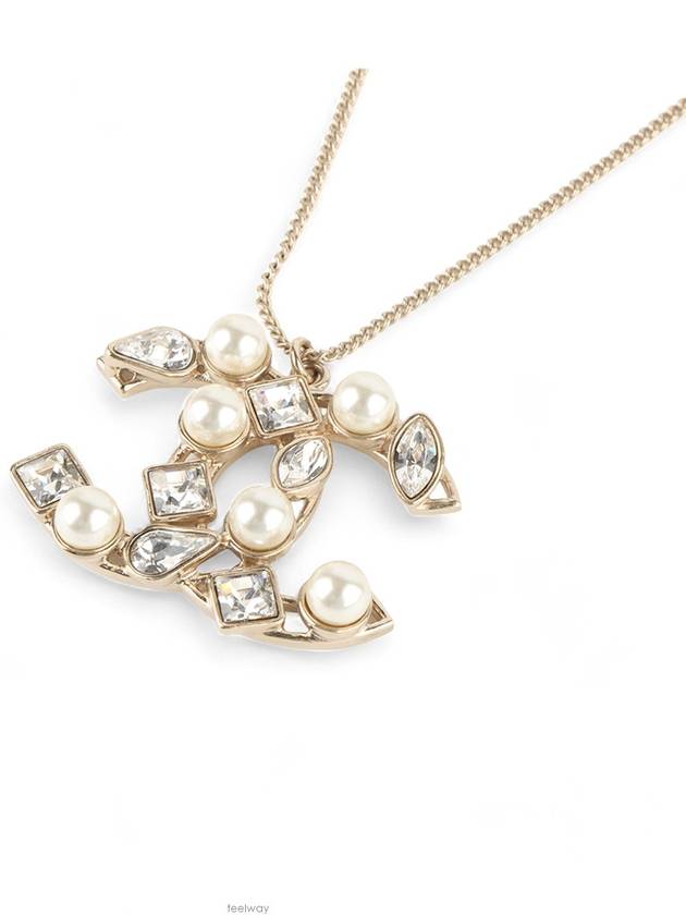 women necklace - CHANEL - BALAAN 6