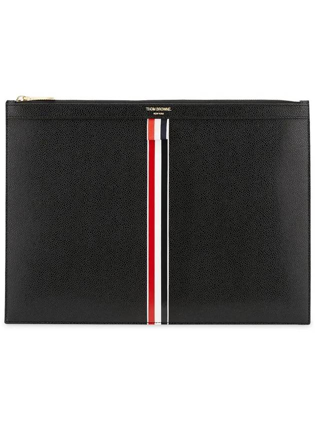 Pebble Grain Three Stripes Medium Clutch Bag Black - THOM BROWNE - BALAAN 2