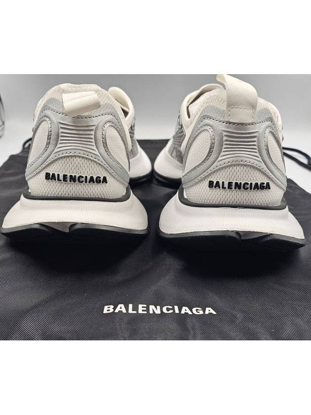 Circuit Low Top Sneakers Black - BALENCIAGA - BALAAN 3